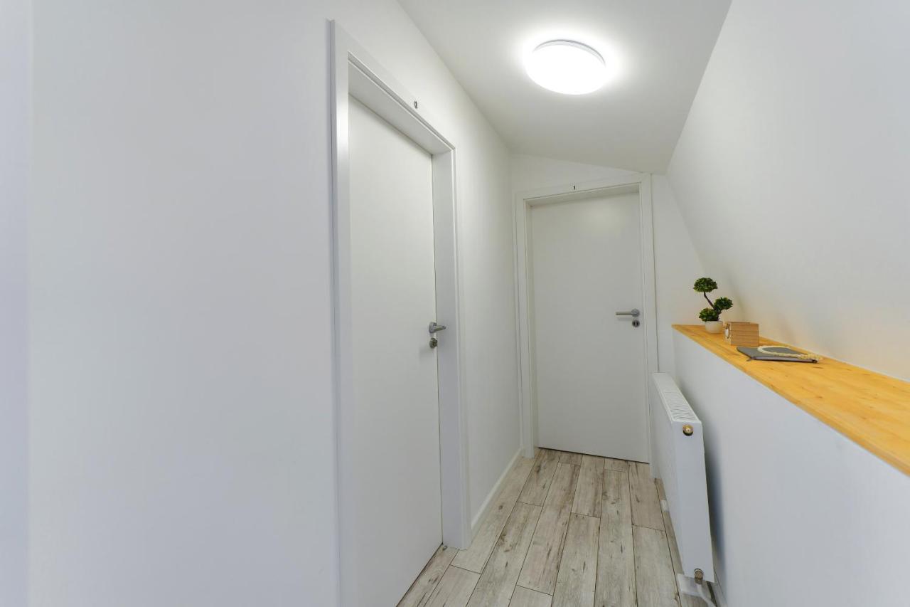 Bella House Apartaments Craiova Eksteriør billede