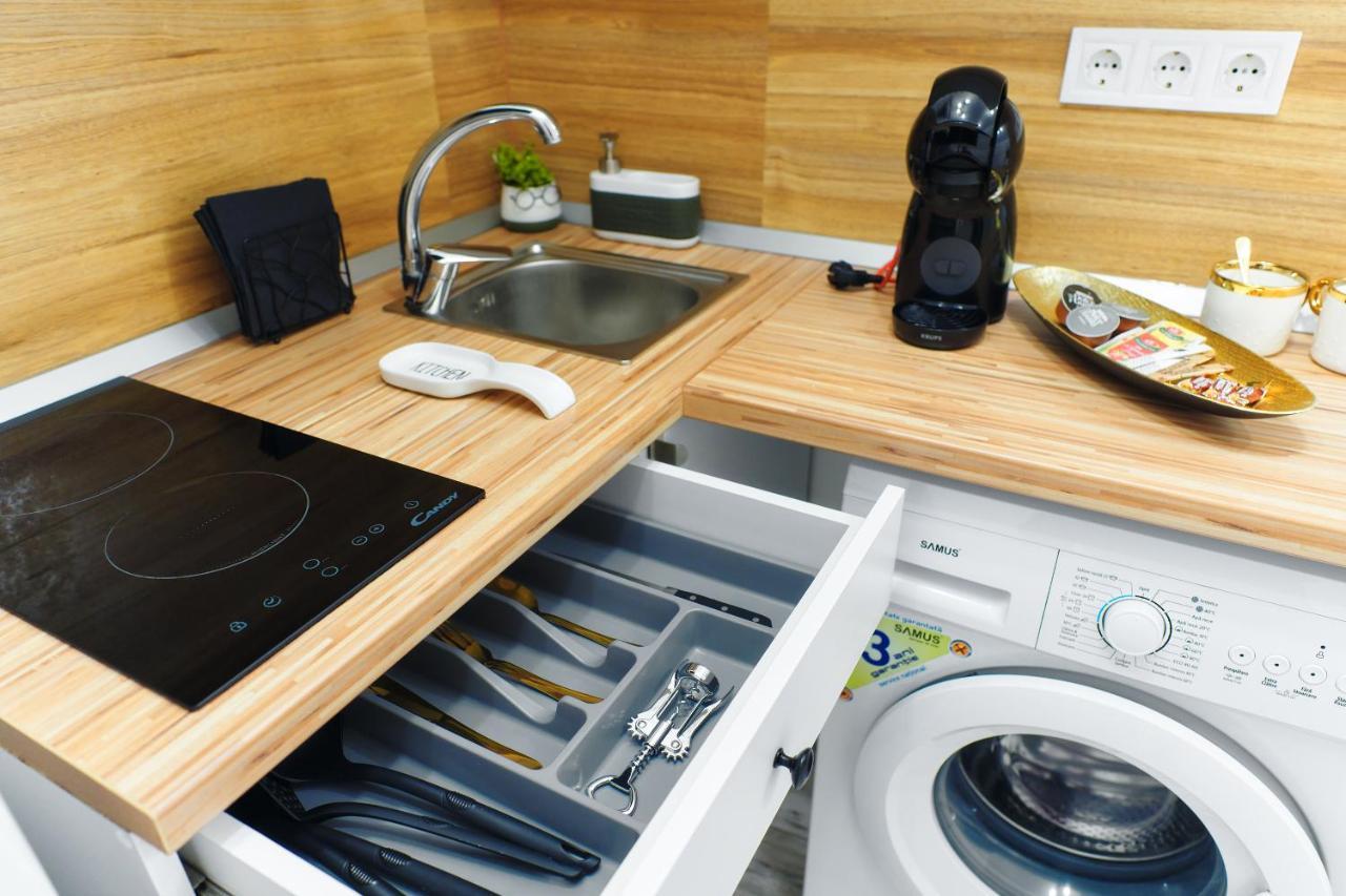 Bella House Apartaments Craiova Eksteriør billede