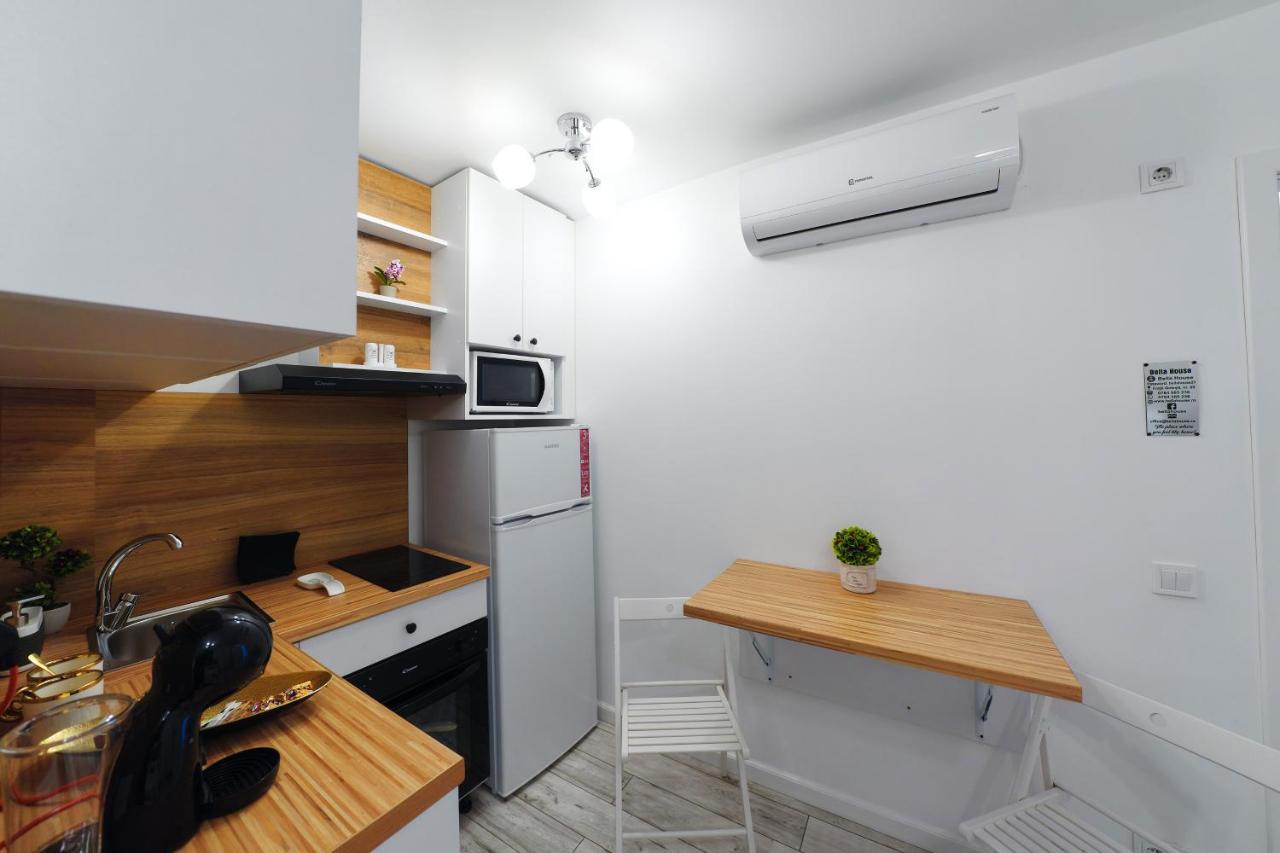 Bella House Apartaments Craiova Eksteriør billede